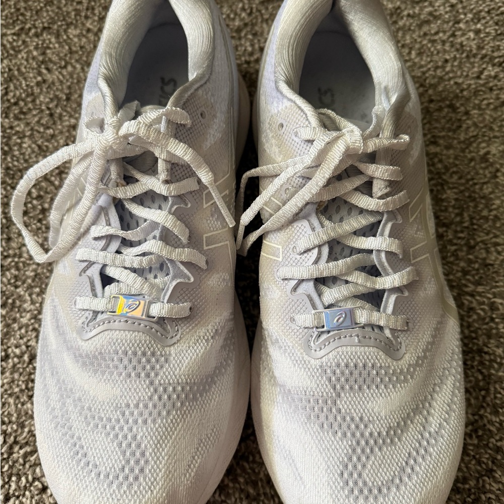 Asics Women’s Gel Nimbus 23 White Athletic Running Sneakers